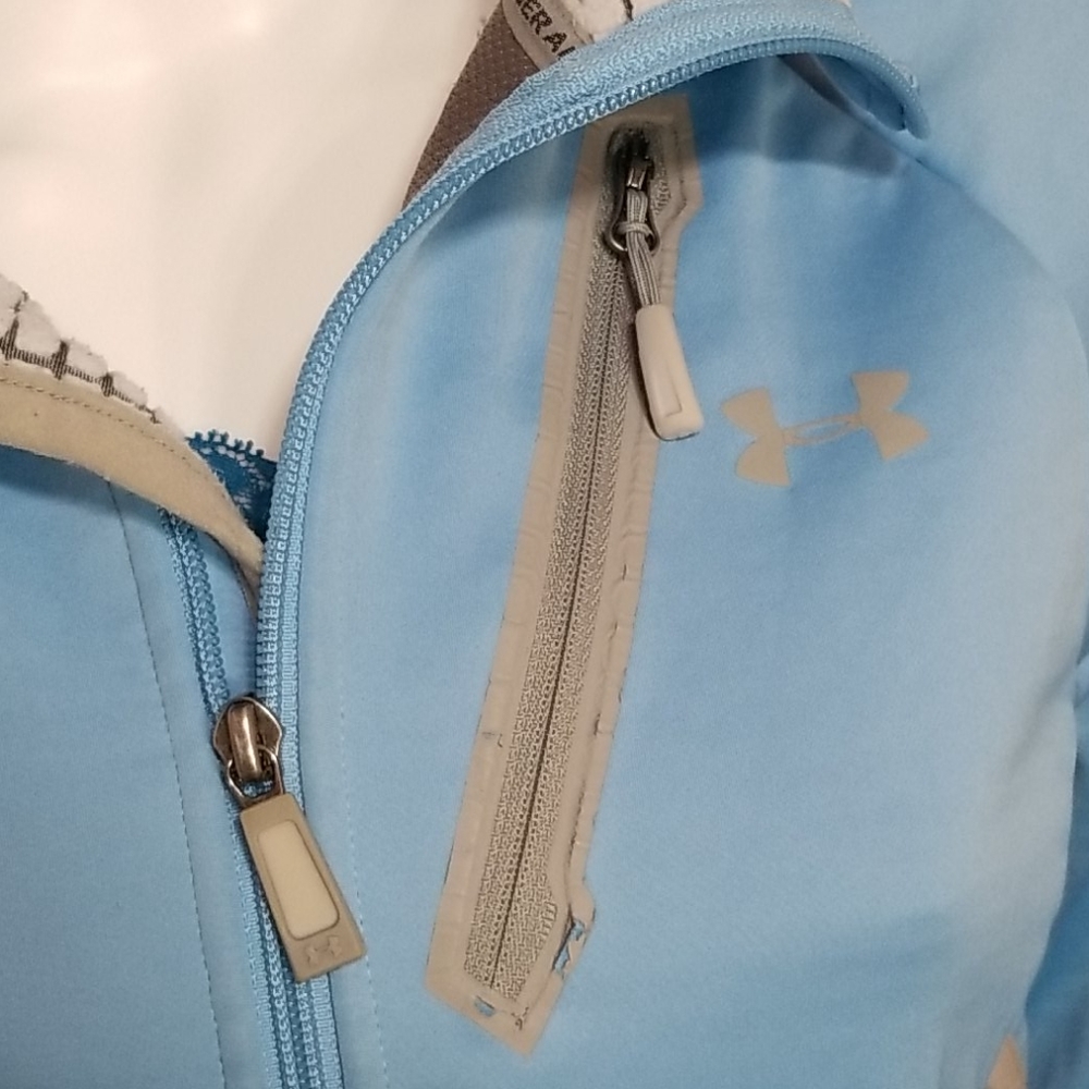 H.P.- Under Armour- Performance Light Blue Medium… - image 2